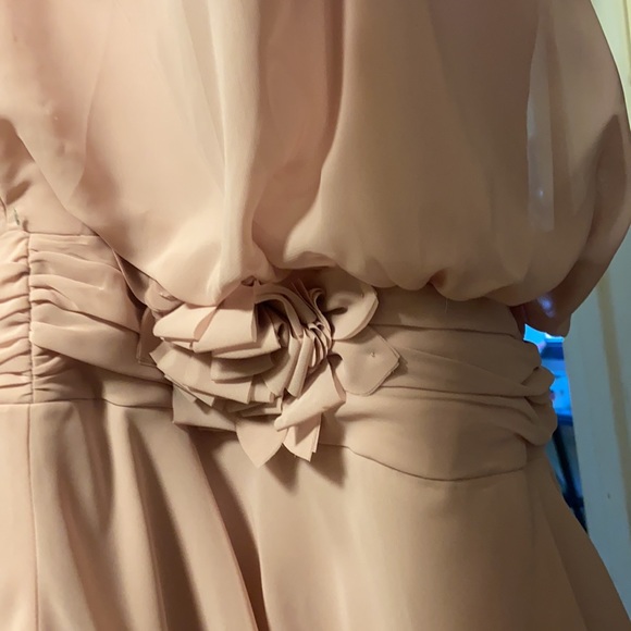 Fun spring dress, never been worn only fitted for a bridal shoot. - Picture 7 of 7